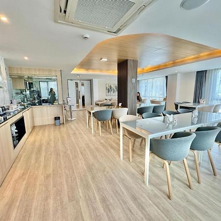 Resort Bangphlat Бангкок Экстерьер фото