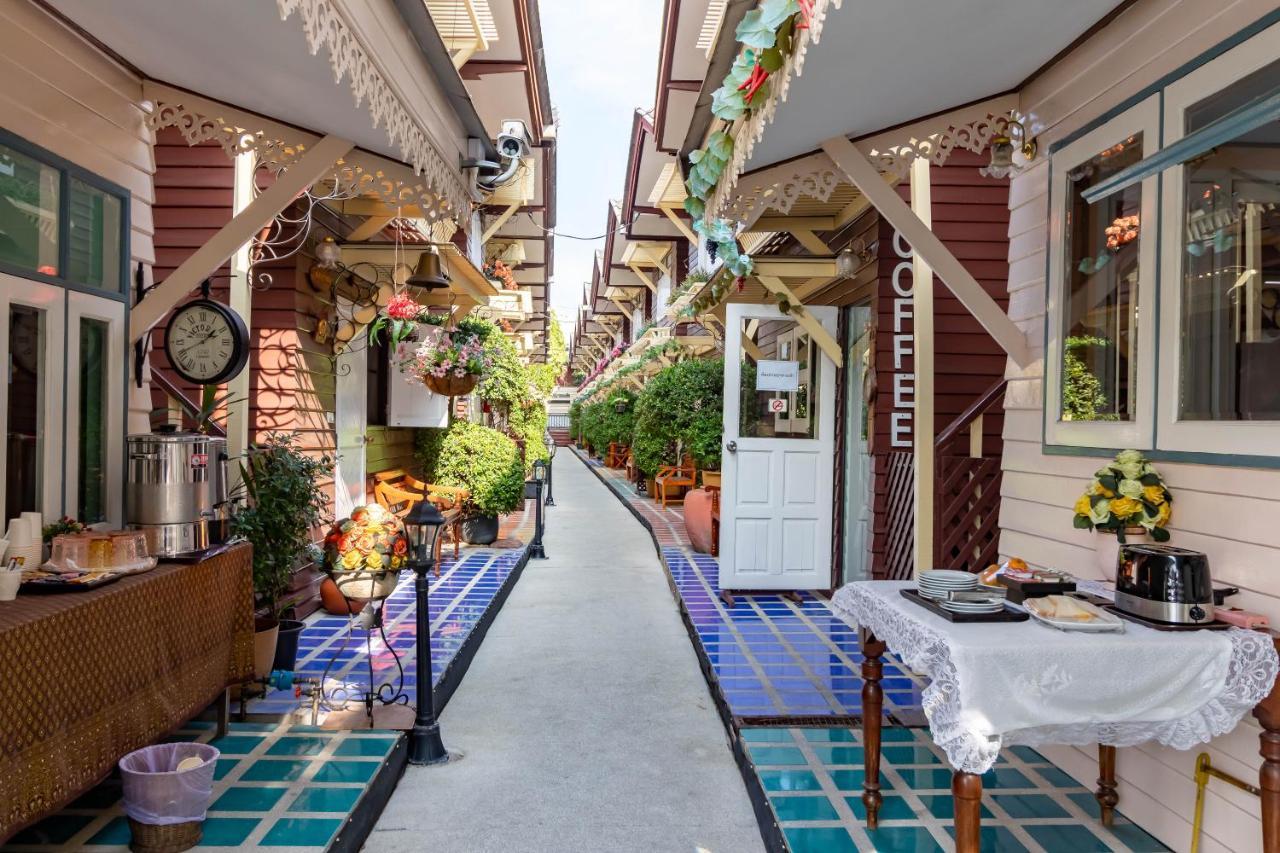 Resort Bangphlat Бангкок Экстерьер фото